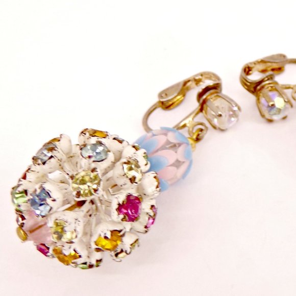 Aurora Borealis  Beads Pink Blue  Clip Earrings - Picture 3 of 4